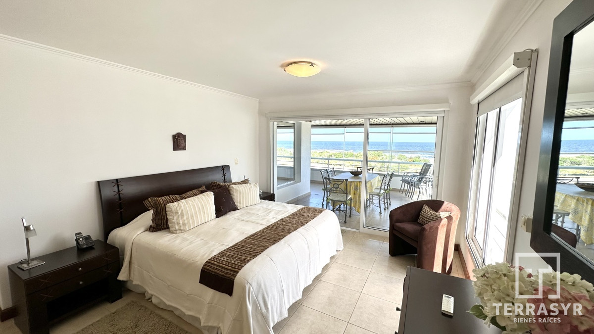 Apartamento ID.95 -  Primera Linea Brava 3 dormitorios + Dependencia