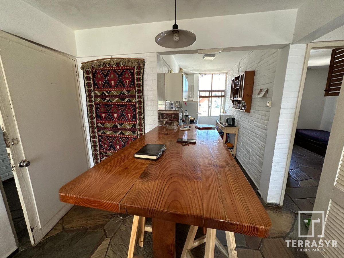 Apartamento ID.302 - Dpto. Punta del Este 2 dorm, terraza a mts. del Maar