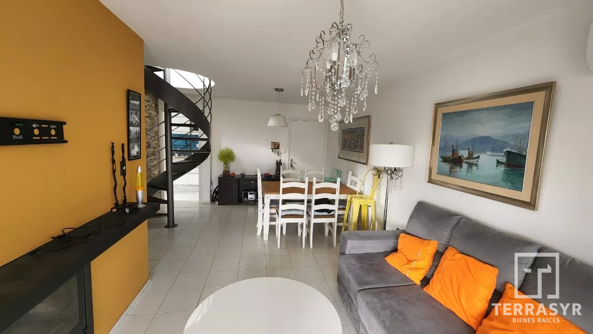 Apartamento ID.611 - Penthouse en P18 Mansa!! 3 dormitorios y terraza espectacular!!