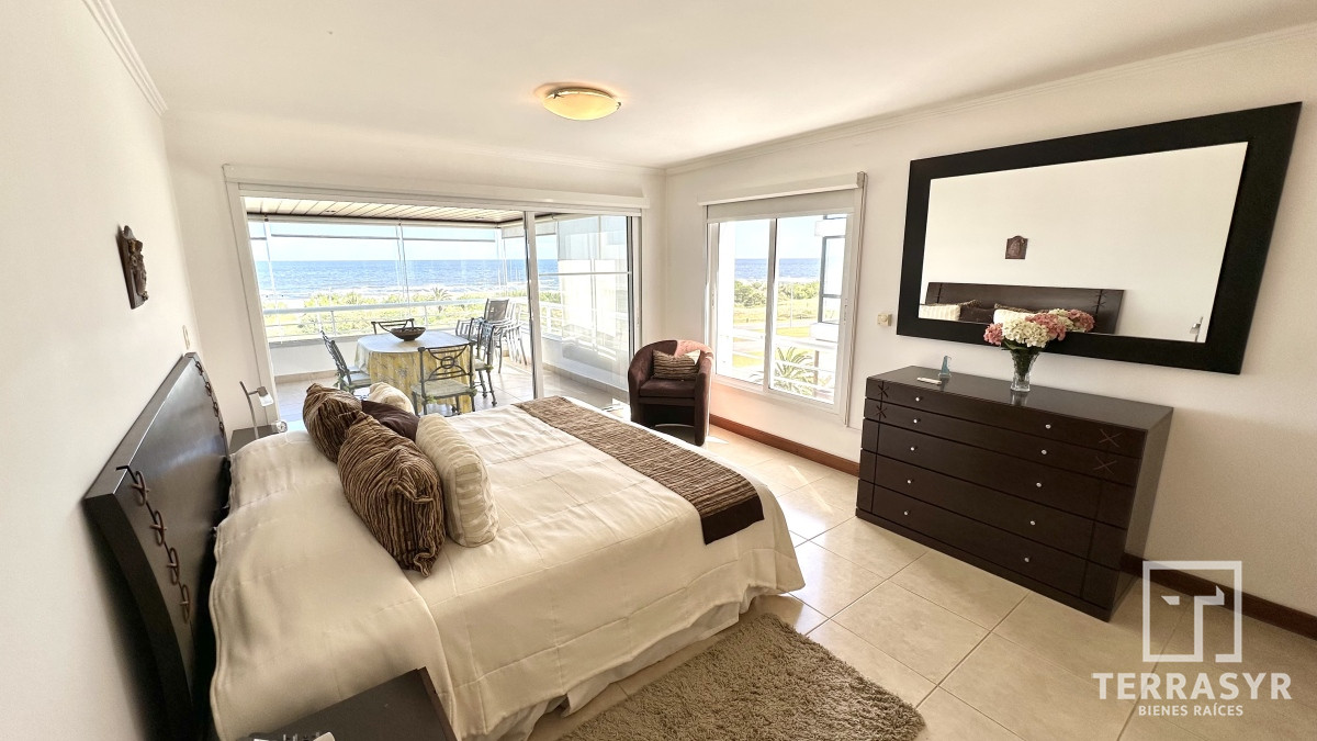 Apartamento ID.95 -  Primera Linea Brava 3 dormitorios + Dependencia