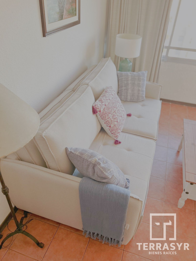 Apartamento ID.1133 - Apartamento sobre Roosevelt con Garage