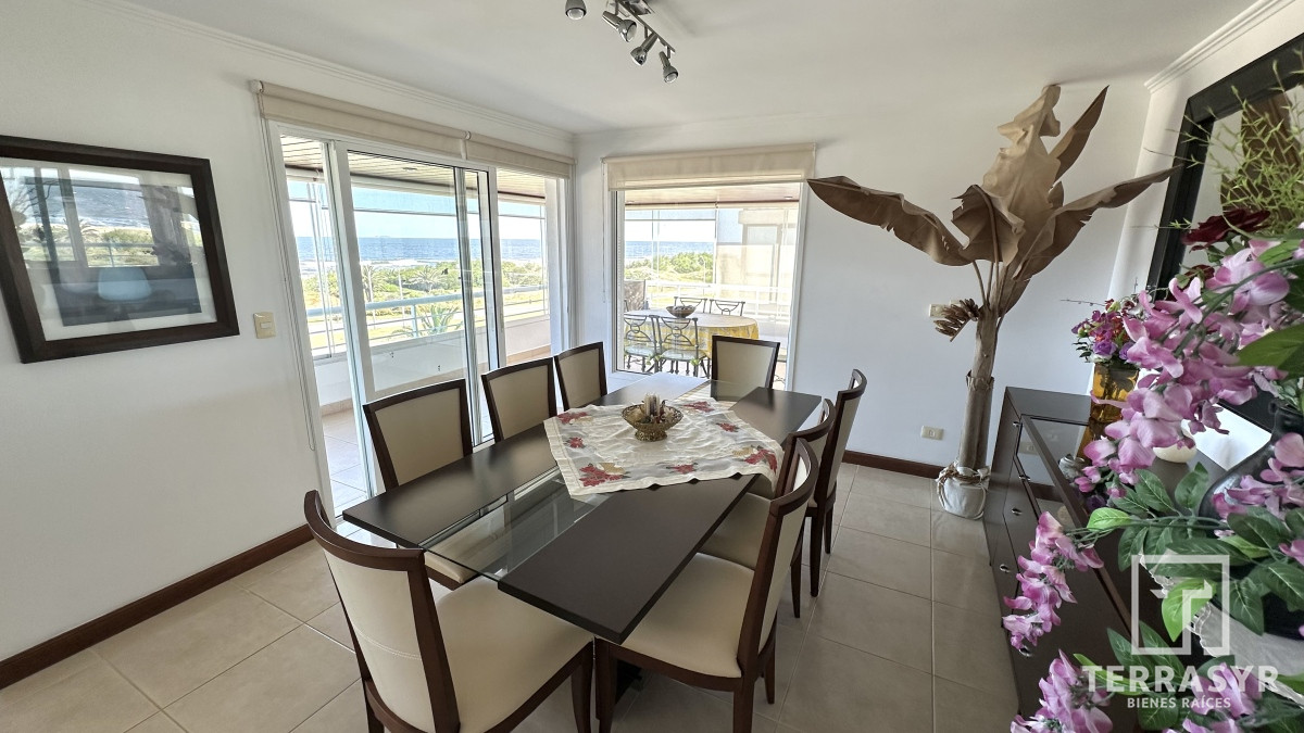 Apartamento ID.95 -  Primera Linea Brava 3 dormitorios + Dependencia