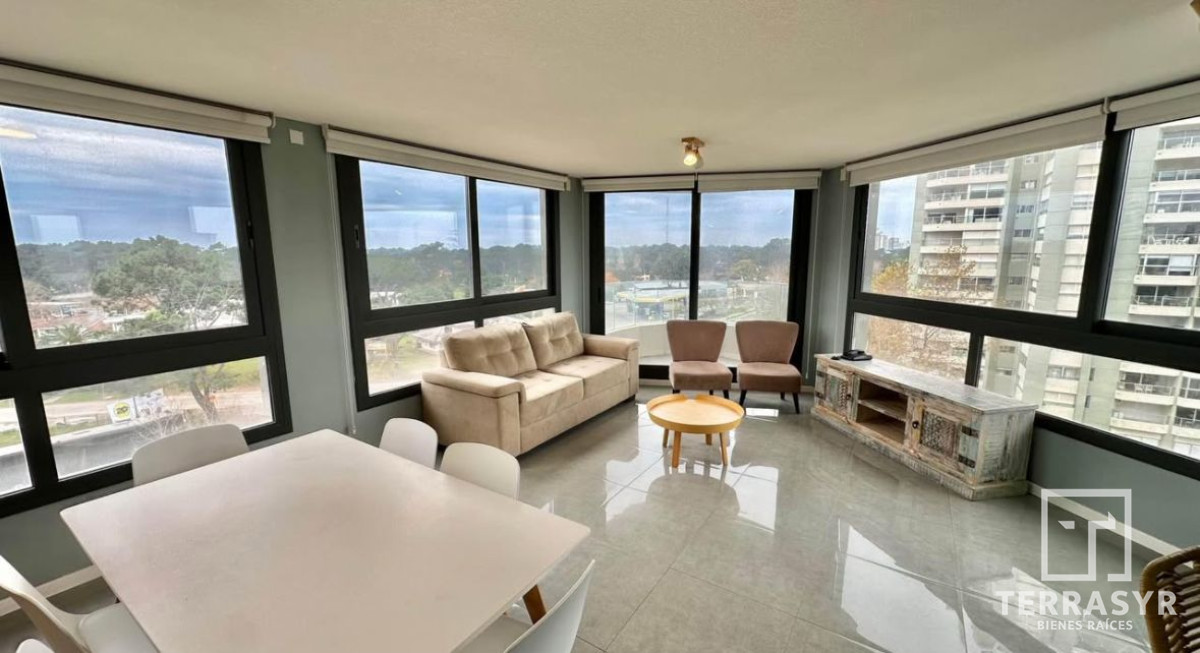 Apartamento ID.1299 - Alquiler Anual Punta del Este