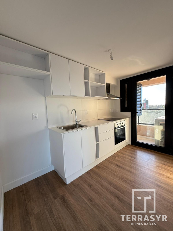 Apartamento ID.1321 - Apartamento en Alquiler Anual de 2 dormitorios en Punta del Este