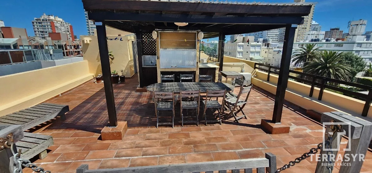 Apartamento ID.272 - Penthouse dúplex esquinero 3 dormitorios, garage