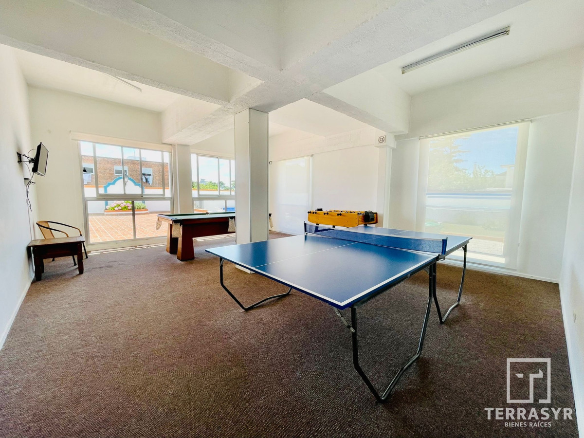 Apartamento ID.1155 - Alquiler anual 3 dormitorios 