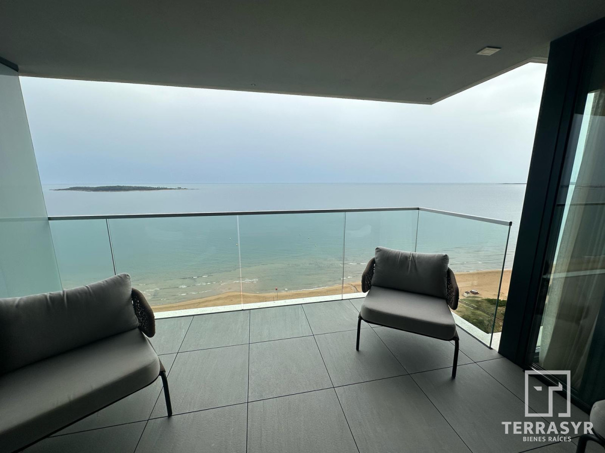 Apartamento ID.1280 - Venta 3 dormitorios en VENENTIAN 