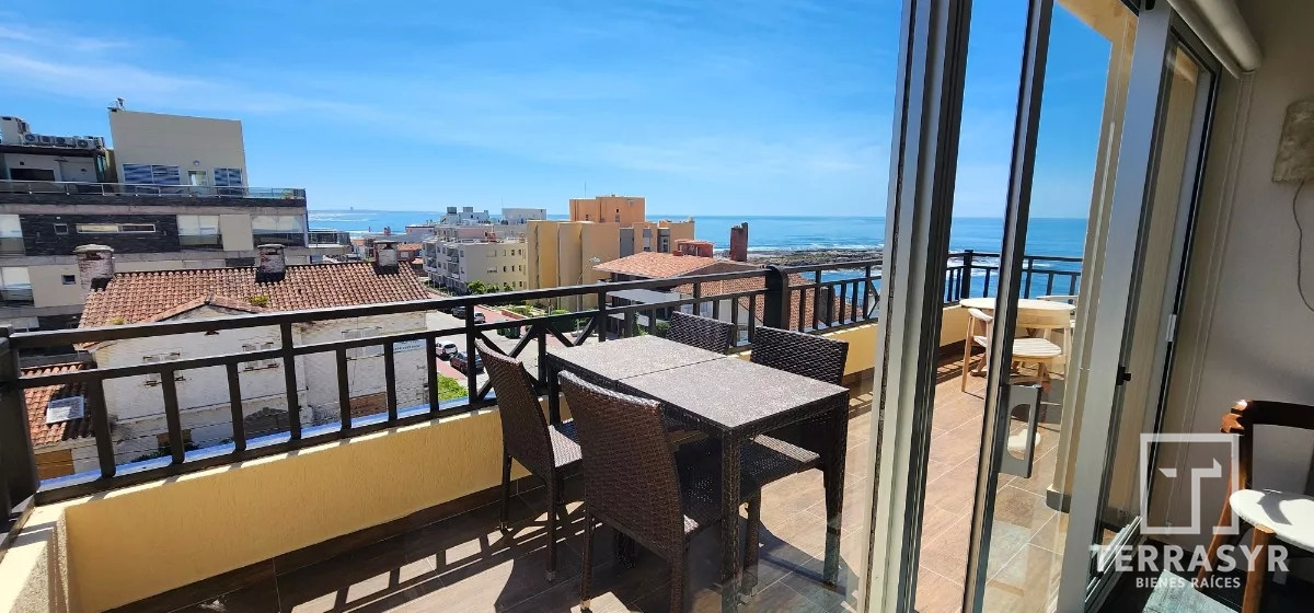 Apartamento ID.272 - Penthouse dúplex esquinero 3 dormitorios, garage
