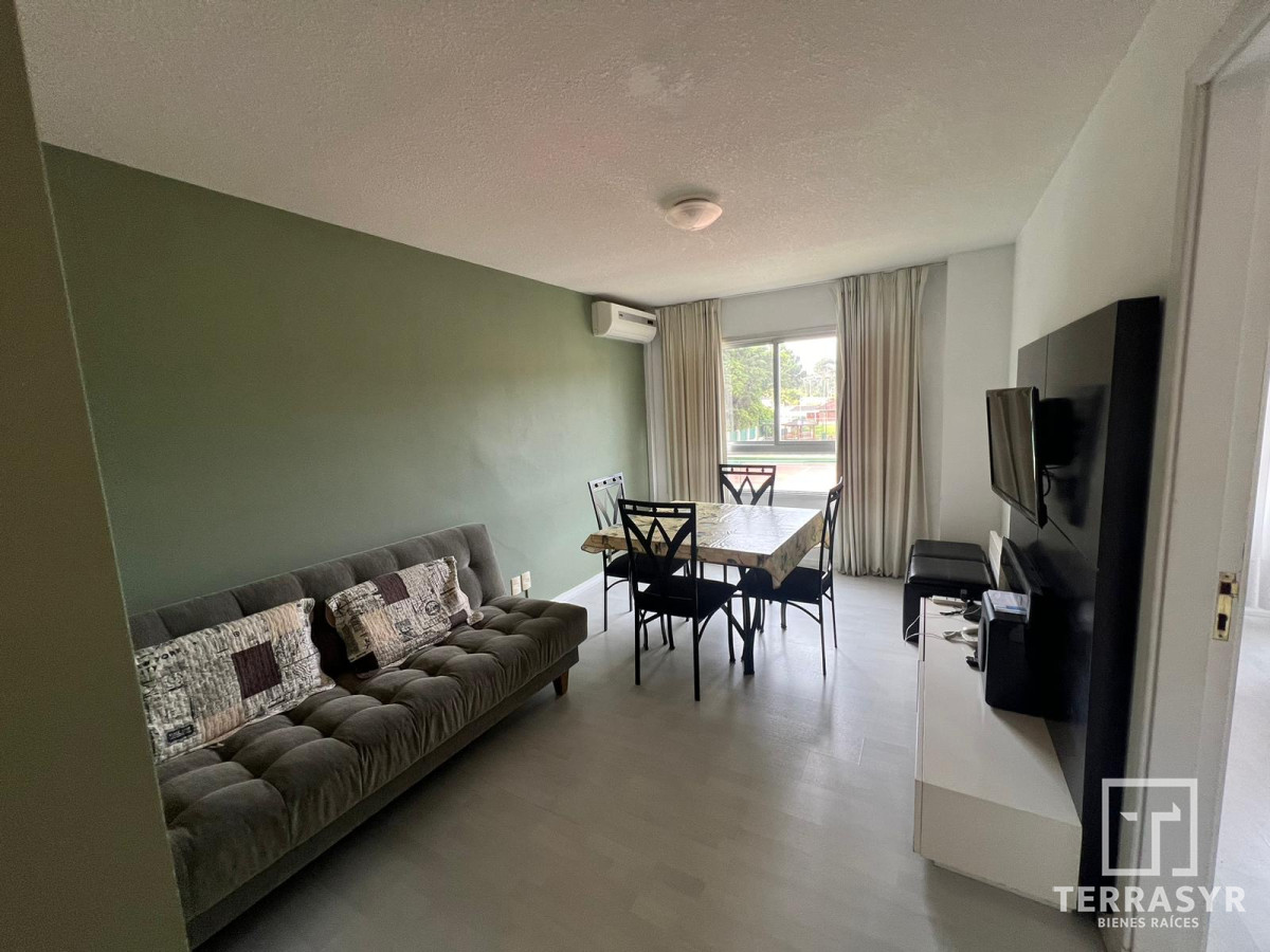 Apartamento ID.224 - Apartamento 1 dormitorio Av. Roosevelt zona Cantegril