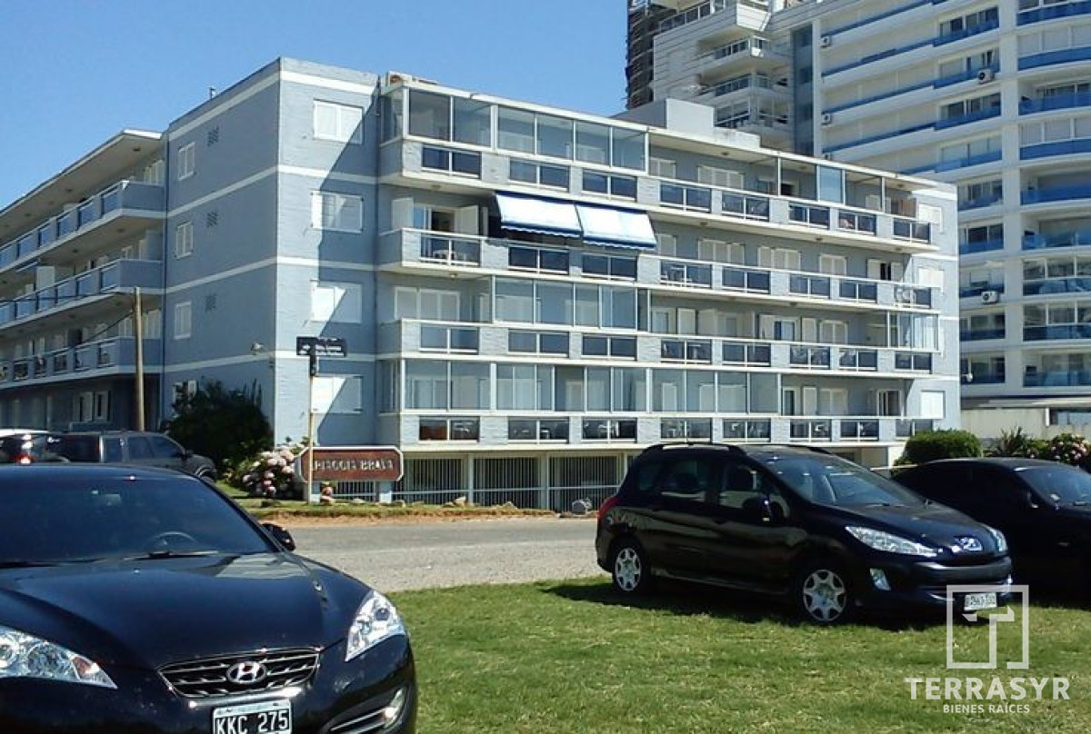 Apartamento ID.1881 - Monoambiente en Primera Linea Playa Brava - En venta