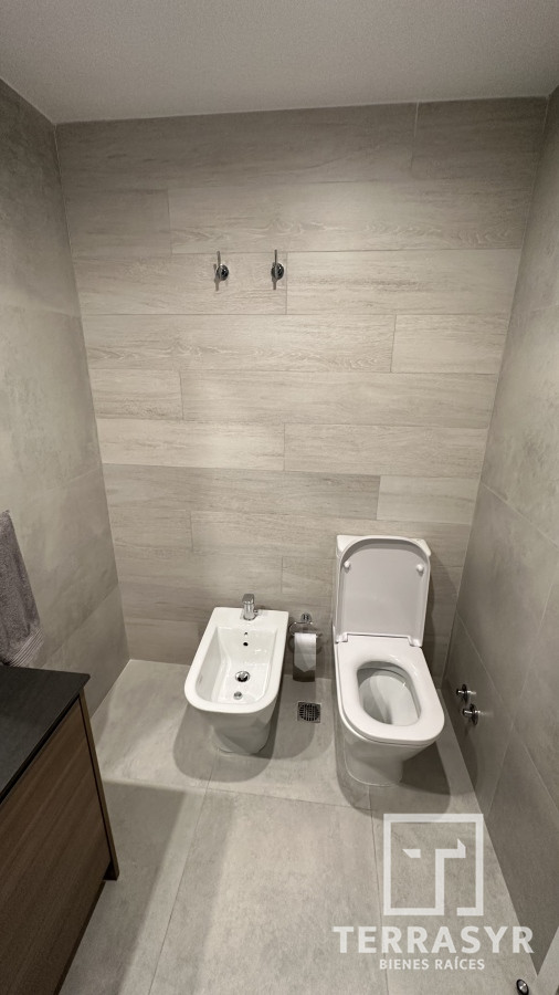 Apartamento ID.6 - Apartamento en venta piso 15 frente al mar !!