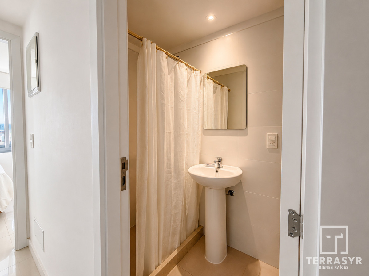 Apartamento ID.1901 - Torre Esmeralda, a 200 metros del mar