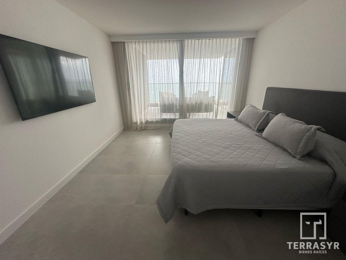 Apartamento ID.1280 - Venta 3 dormitorios en VENENTIAN 