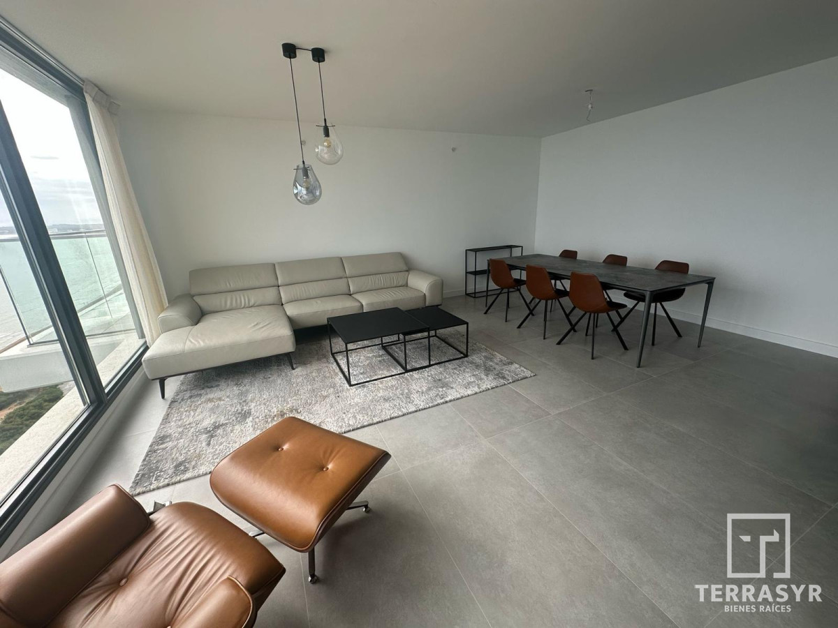 Apartamento ID.1280 - Venta 3 dormitorios en VENENTIAN 