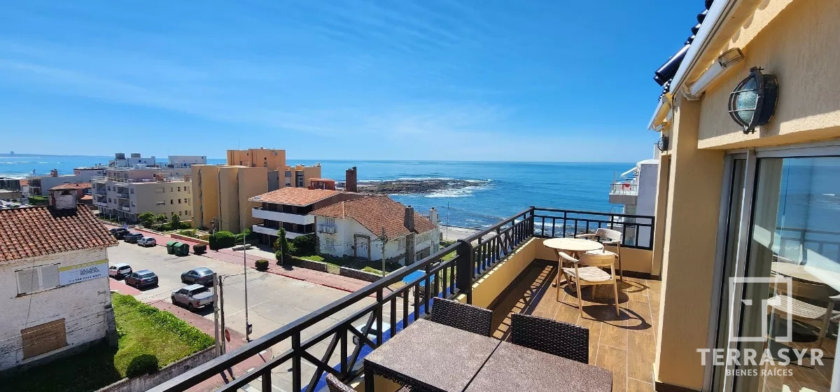 Apartamento ID.272 - Penthouse dúplex esquinero 3 dormitorios, garage