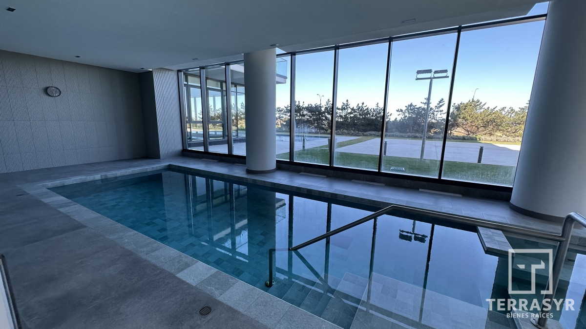Apartamento ID.6 - Apartamento en venta piso 15 frente al mar !!