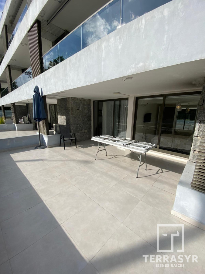 Apartamento ID.1421 - Apartamento de 1 dormitorio y medio en edificio Unique