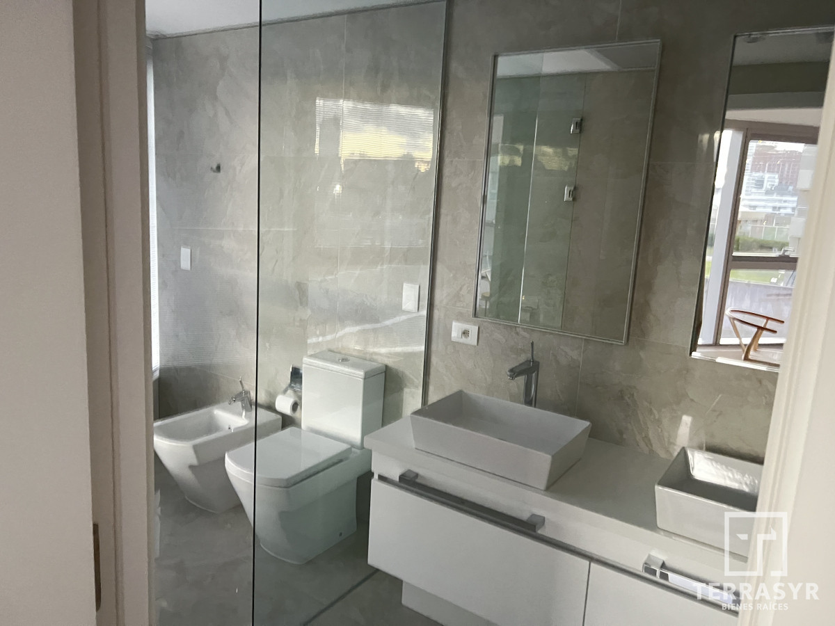 Apartamento ID.1132 - Torre Trump alquiler temporada 