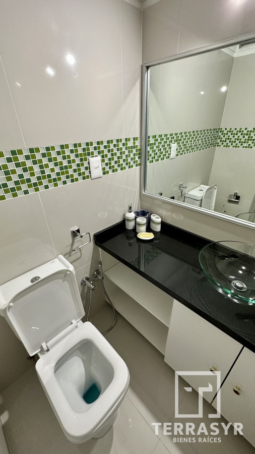 Apartamento ID.20 - Alquiler Anual con Excelente Vista a Playa Brava