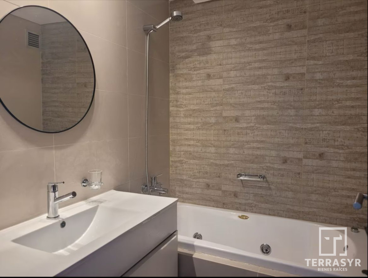 Apartamento ID.1271 - Alquiler anaual Torre look brava 