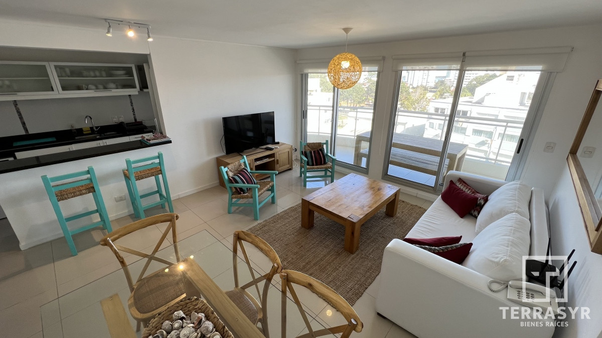 Apartamento ID.7 - Alquiler de Temporada!! Amplio Departamento con Parrillero Exclusivo