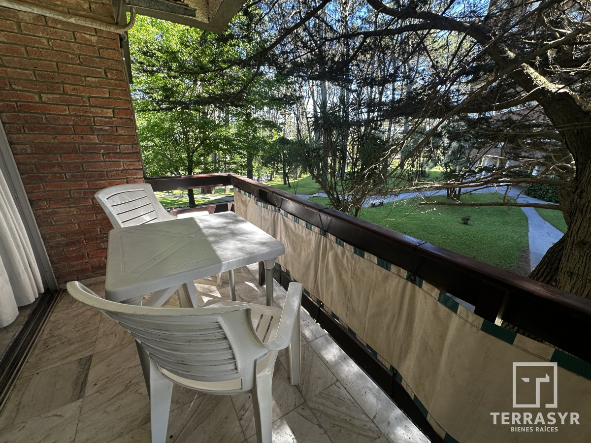 Apartamento ID.1643 - Apartamento de 2 dormitorios en Alquiler Temporal, ideal para familias. 