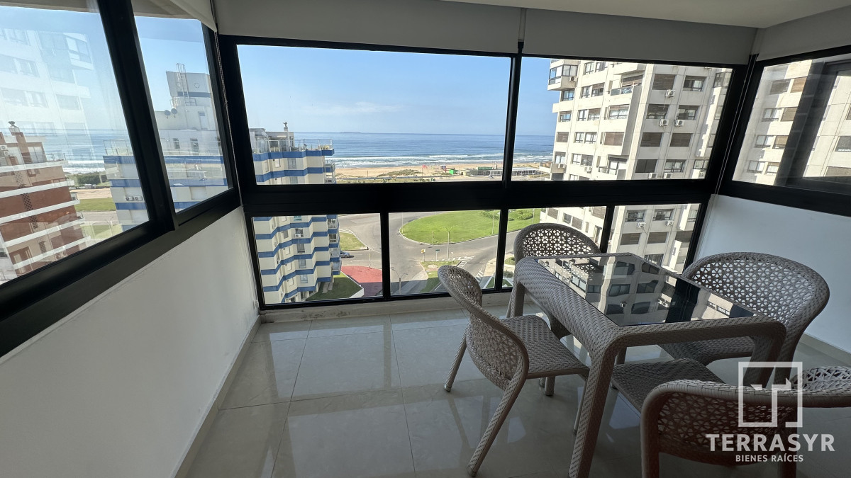 Apartamento ID.1319 - Increíble Depto. Reciclado a Metros del Mar!! 3 Dor. más Dependencia !!
