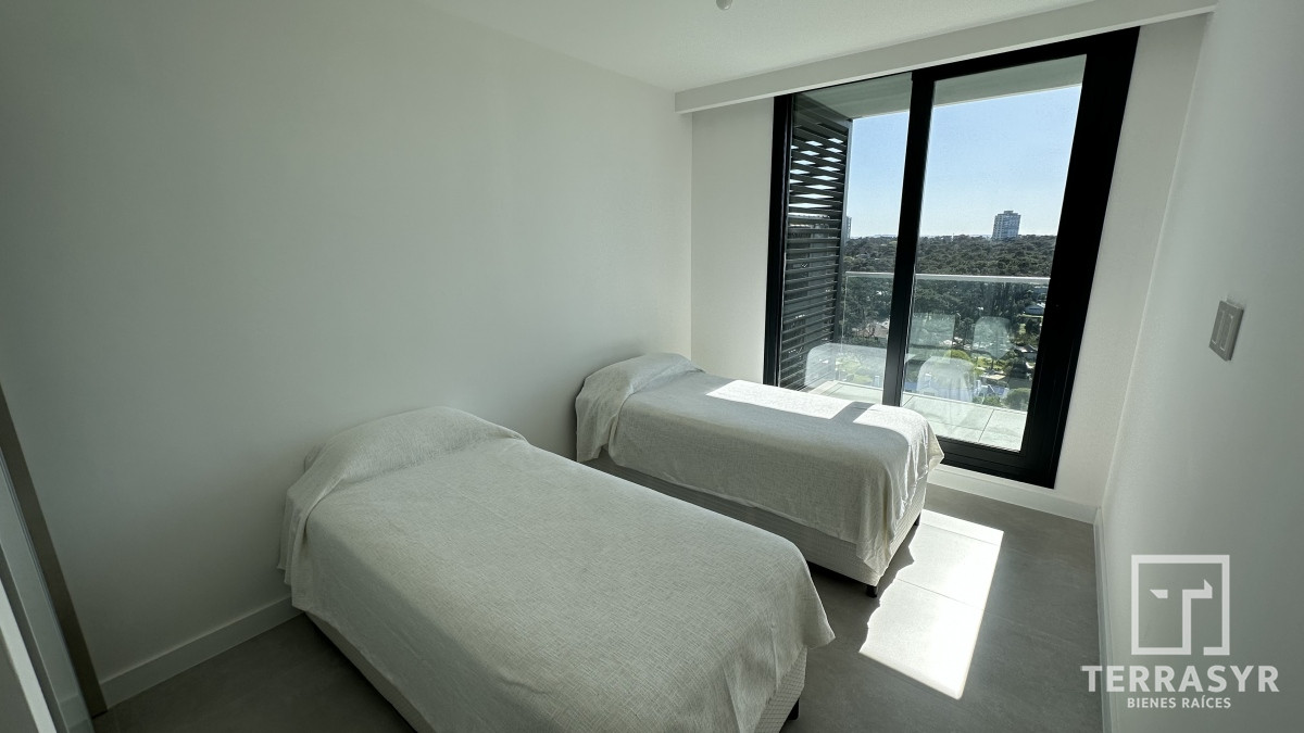 Apartamento ID.6 - Apartamento en venta piso 15 frente al mar !!