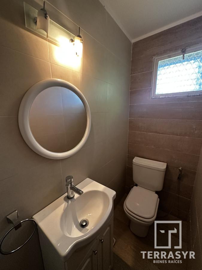 Apartamento ID.1643 - Apartamento de 2 dormitorios en Alquiler Temporal, ideal para familias. 