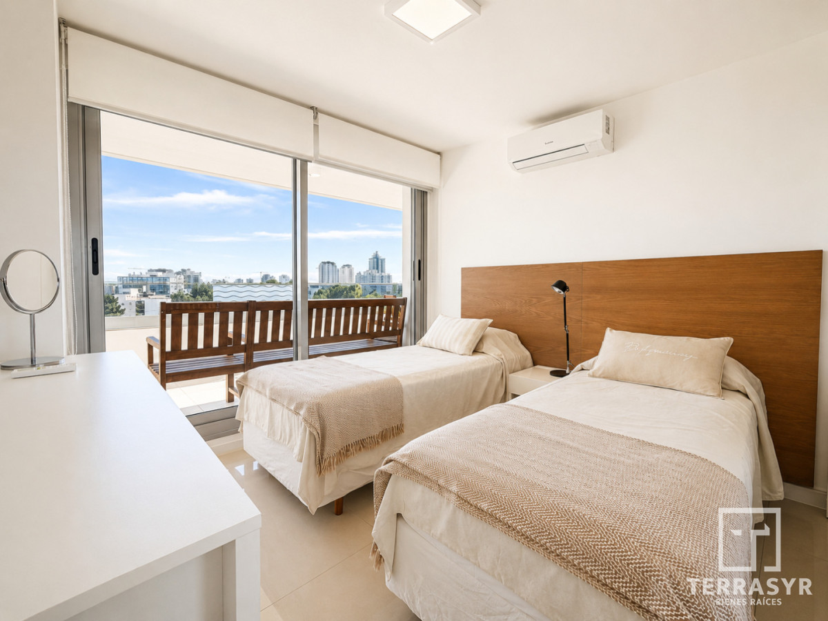 Apartamento ID.1901 - Torre Esmeralda, a 200 metros del mar