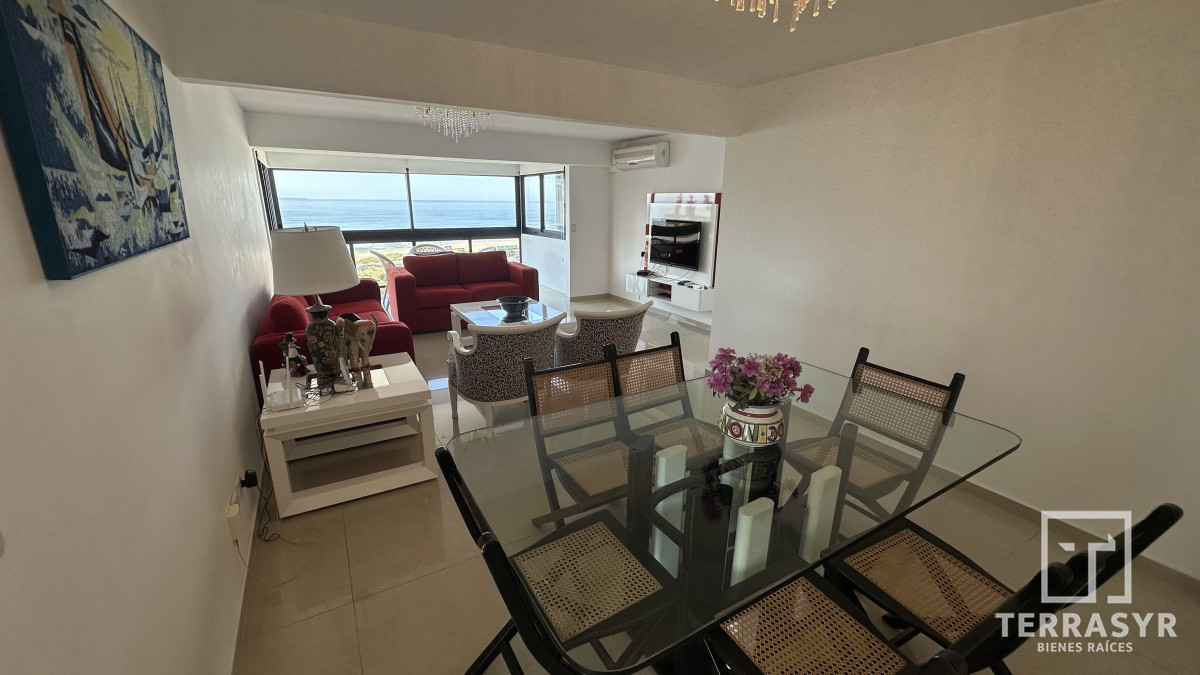 Apartamento ID.1319 - Increíble Depto. Reciclado a Metros del Mar!! 3 Dor. más Dependencia !!