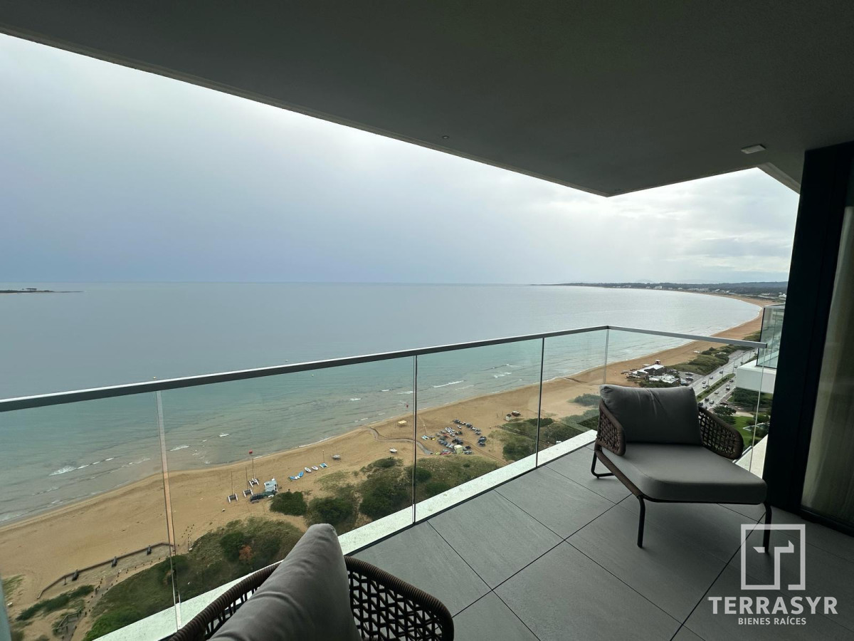 Apartamento ID.1280 - Venta 3 dormitorios en VENENTIAN 