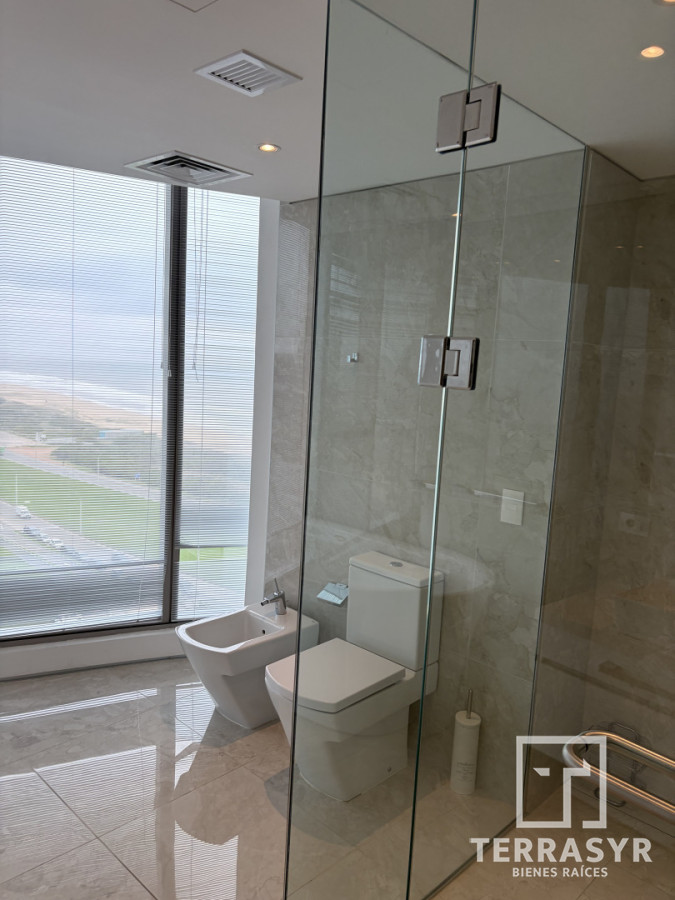 Apartamento ID.1077 - Alquiler Torre Trump 