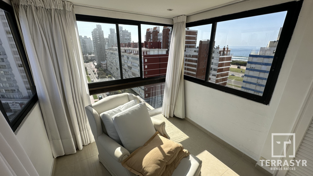 Apartamento ID.1319 - Increíble Depto. Reciclado a Metros del Mar!! 3 Dor. más Dependencia !!