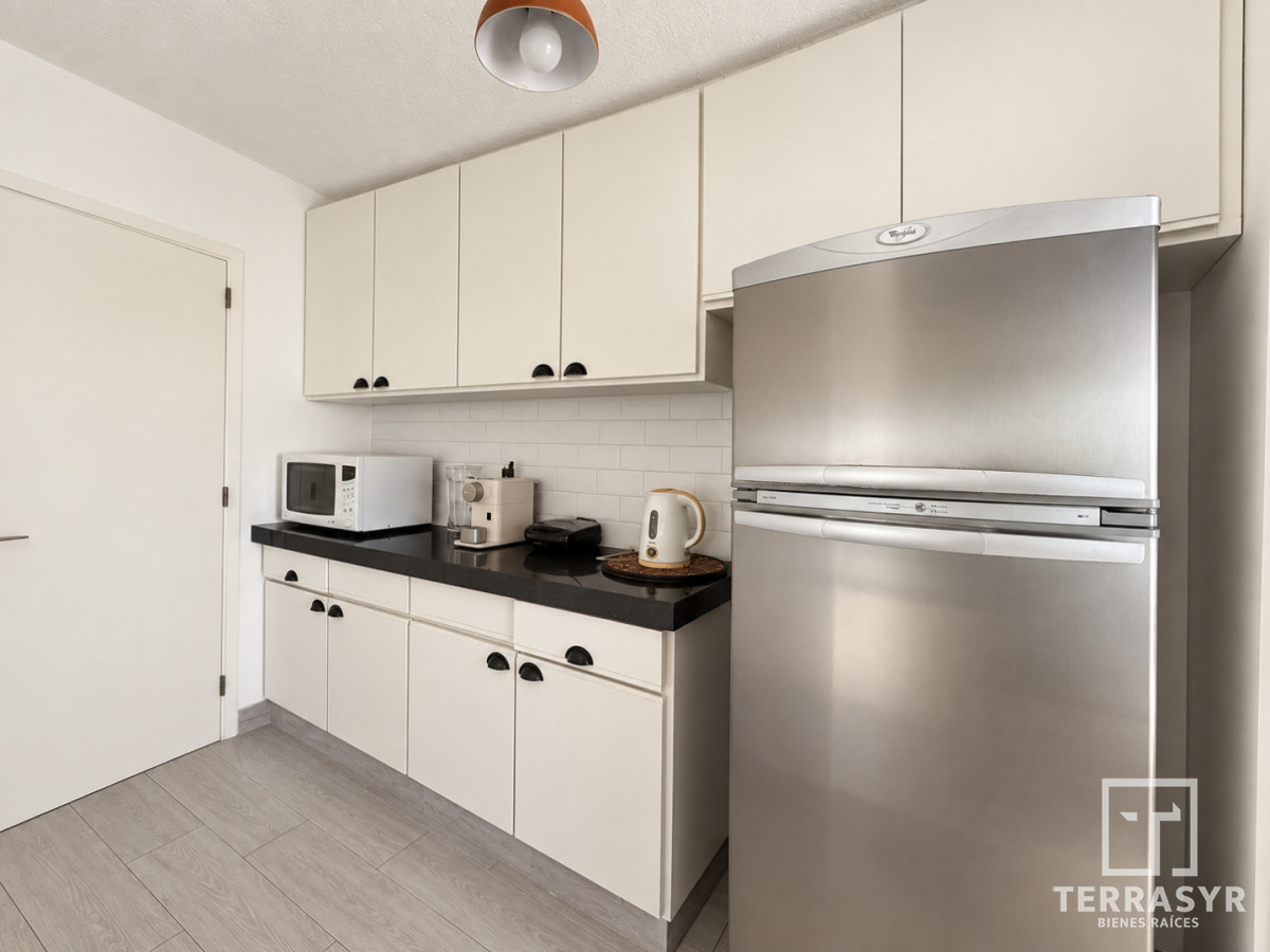 Apartamento ID.1990 - Apartamento piso alto, excelente orientación y vista