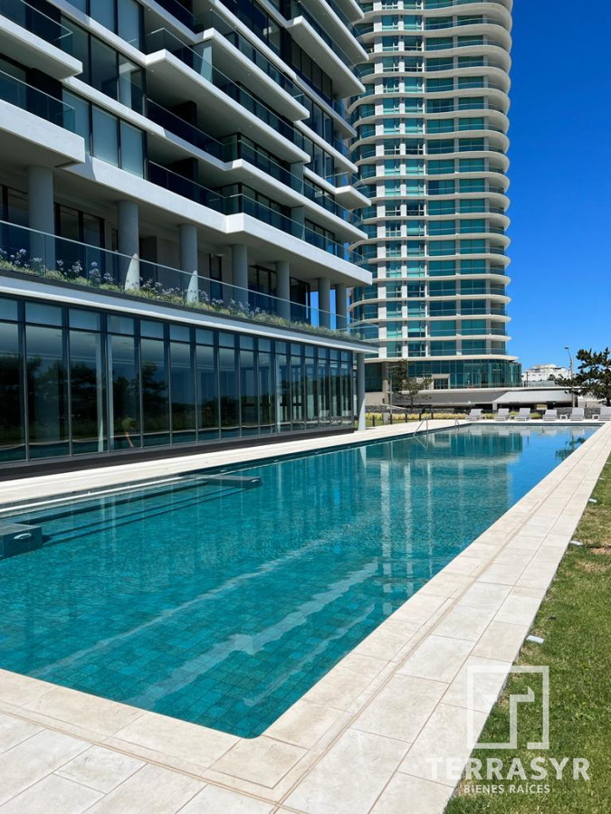 Apartamento ID.6 - Apartamento en venta piso 15 frente al mar !!
