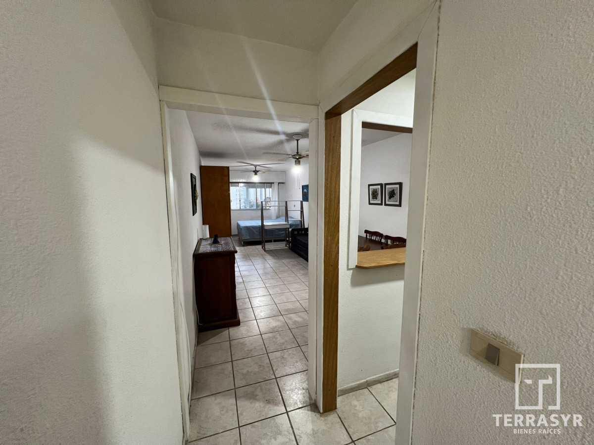 Apartamento ID.993 - Monoambiente con Garaje en Aidy Grill