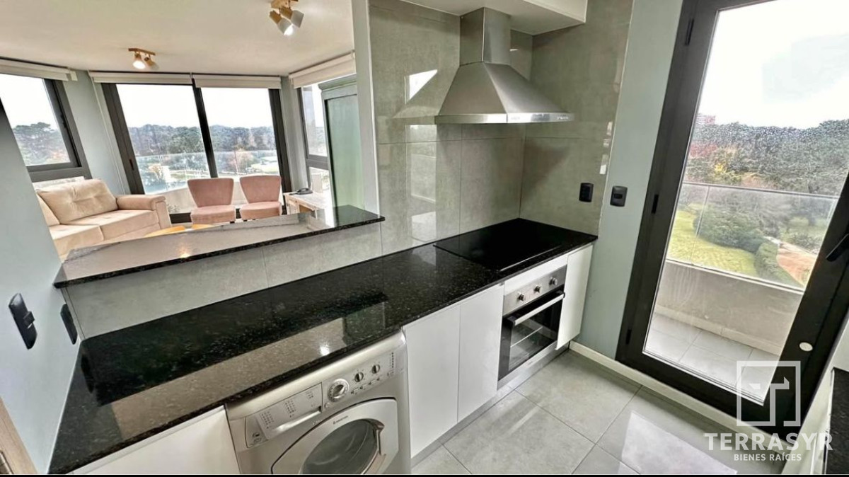 Apartamento ID.1299 - Alquiler Anual Punta del Este