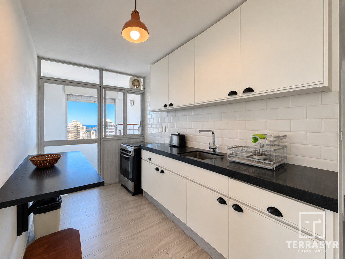 Apartamento ID.1990 - Apartamento piso alto, excelente orientación y vista