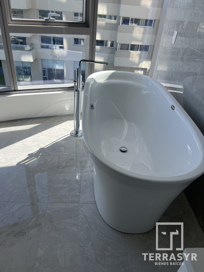 Apartamento ID.1078 - OPORTUNIDAD Venta torre TRUMP TOWER