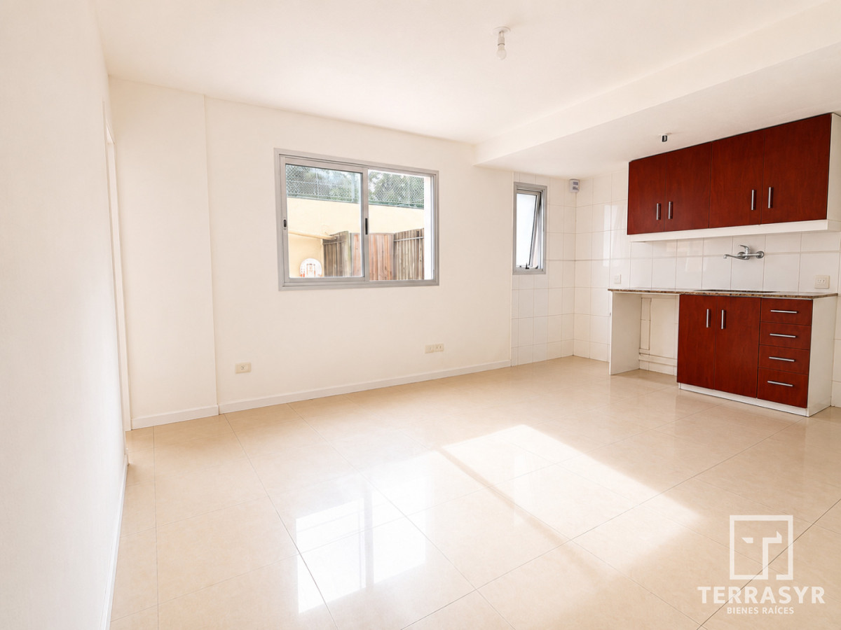 Apartamento ID.1888 - Alquiler anual 1 dormitorio a metros del mar