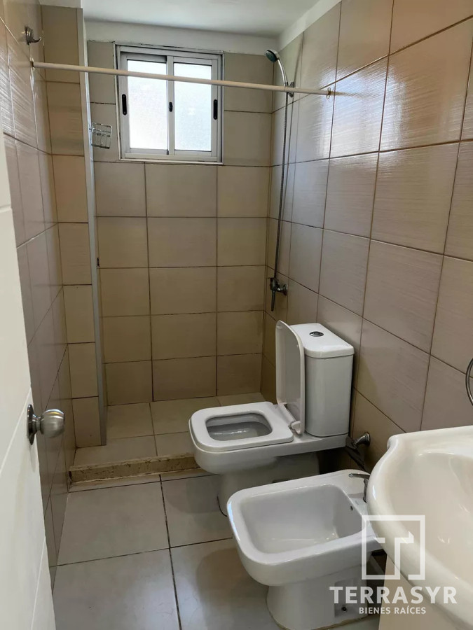 Apartamento ID.1309 - depto tipo casa con 2 dormitorios y parrillero propio!!