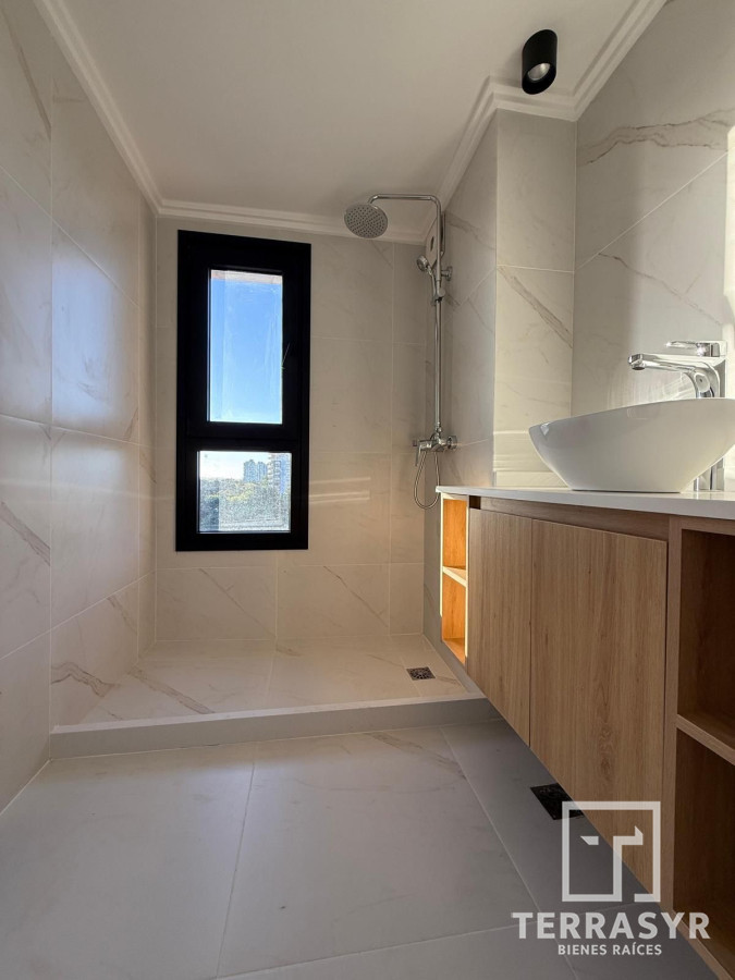 Apartamento ID.1321 - Apartamento en Alquiler Anual de 2 dormitorios en Punta del Este