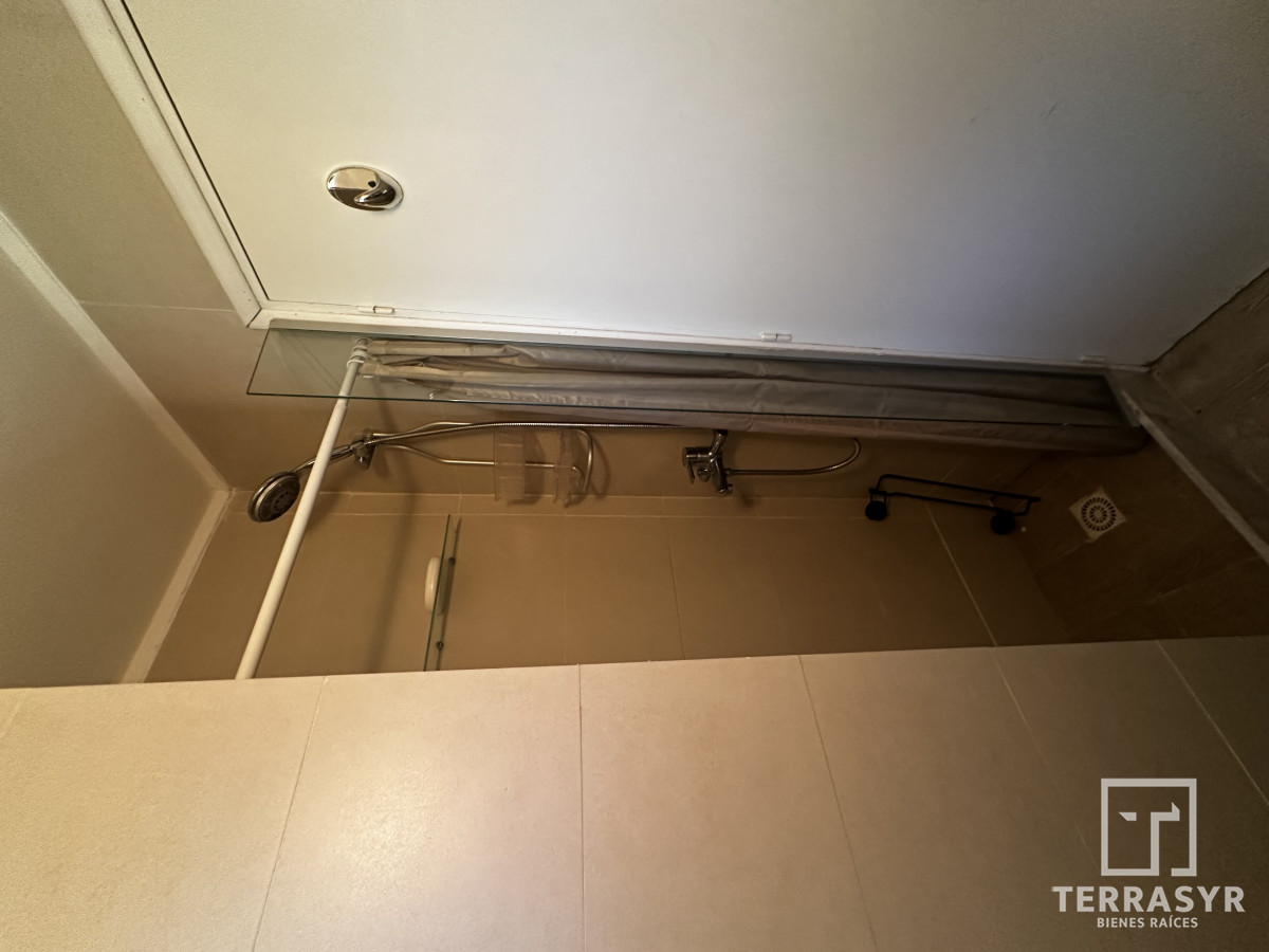 Apartamento ID.1643 - Apartamento de 2 dormitorios en Alquiler Temporal, ideal para familias. 