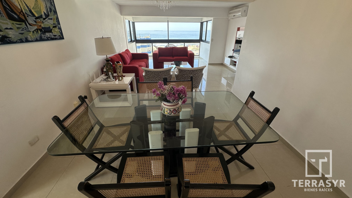 Apartamento ID.1319 - Increíble Depto. Reciclado a Metros del Mar!! 3 Dor. más Dependencia !!