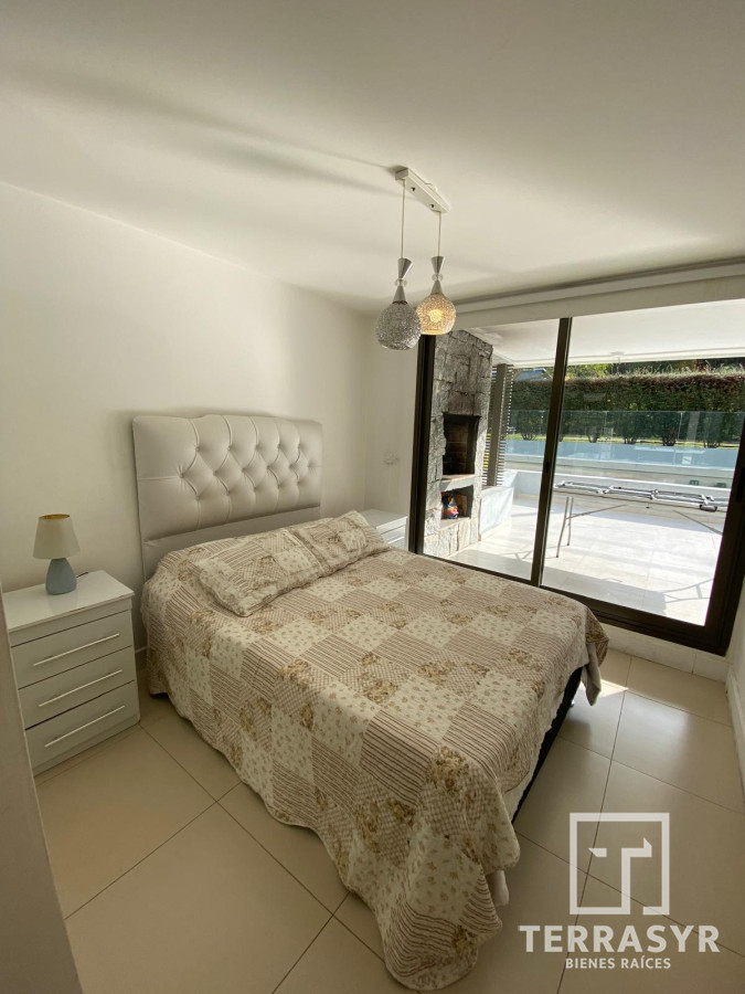 Apartamento ID.1421 - Apartamento de 1 dormitorio y medio en edificio Unique