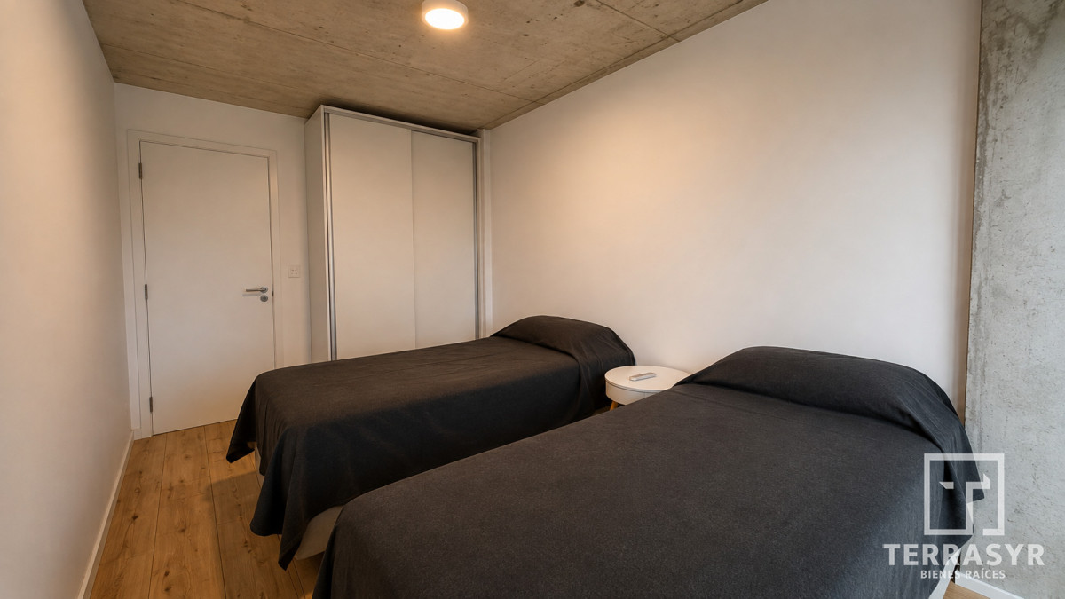 Apartamento ID.1918 - Apartamento 2 dormitorios - Amoblado, equipado y con garage