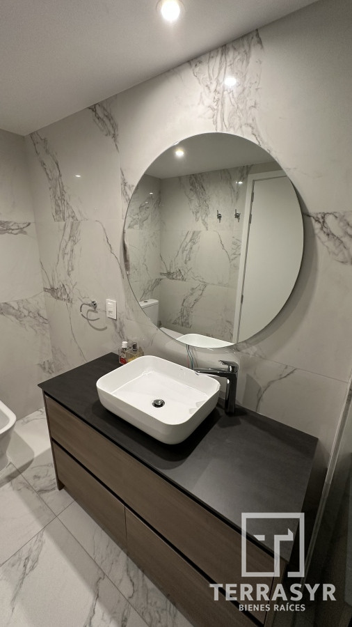 Apartamento ID.6 - Apartamento en venta piso 15 frente al mar !!