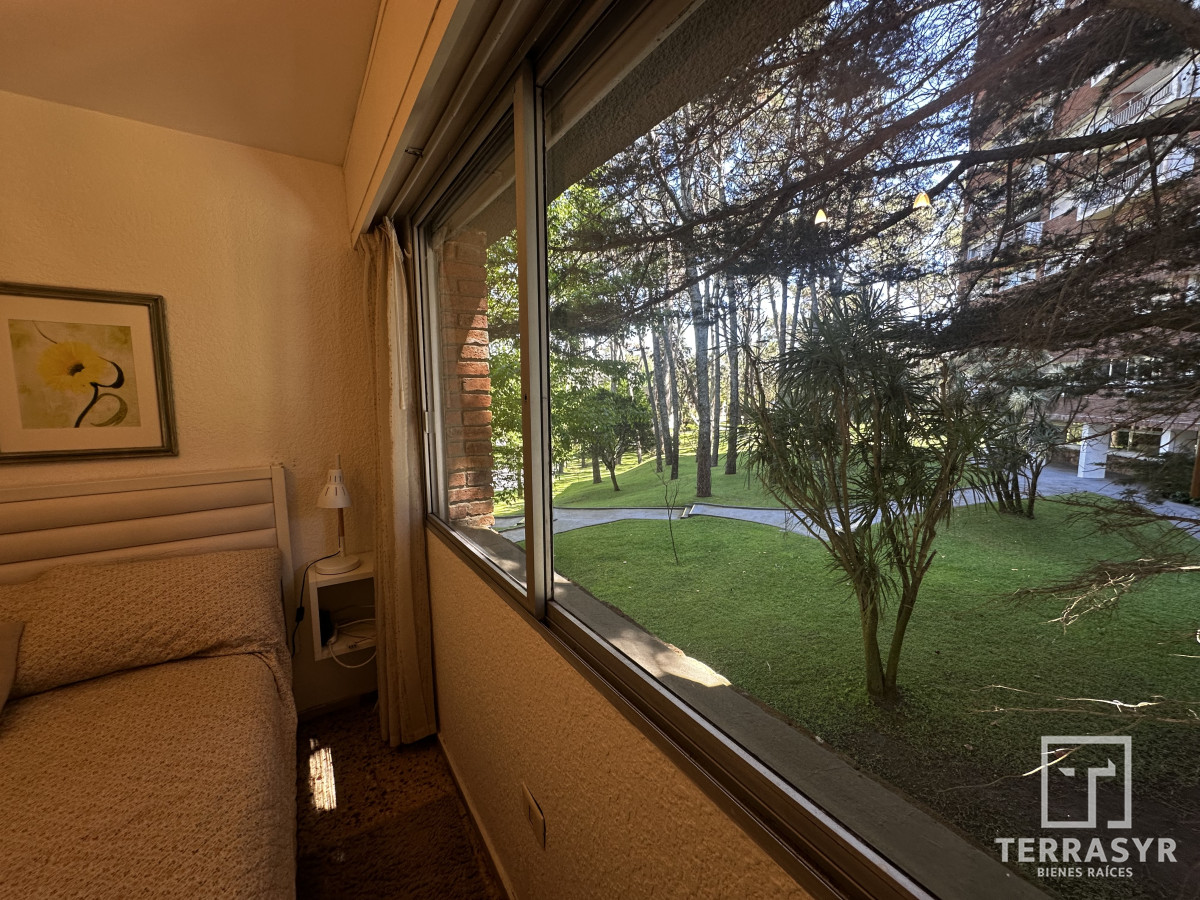 Apartamento ID.1643 - Apartamento de 2 dormitorios en Alquiler Temporal, ideal para familias. 