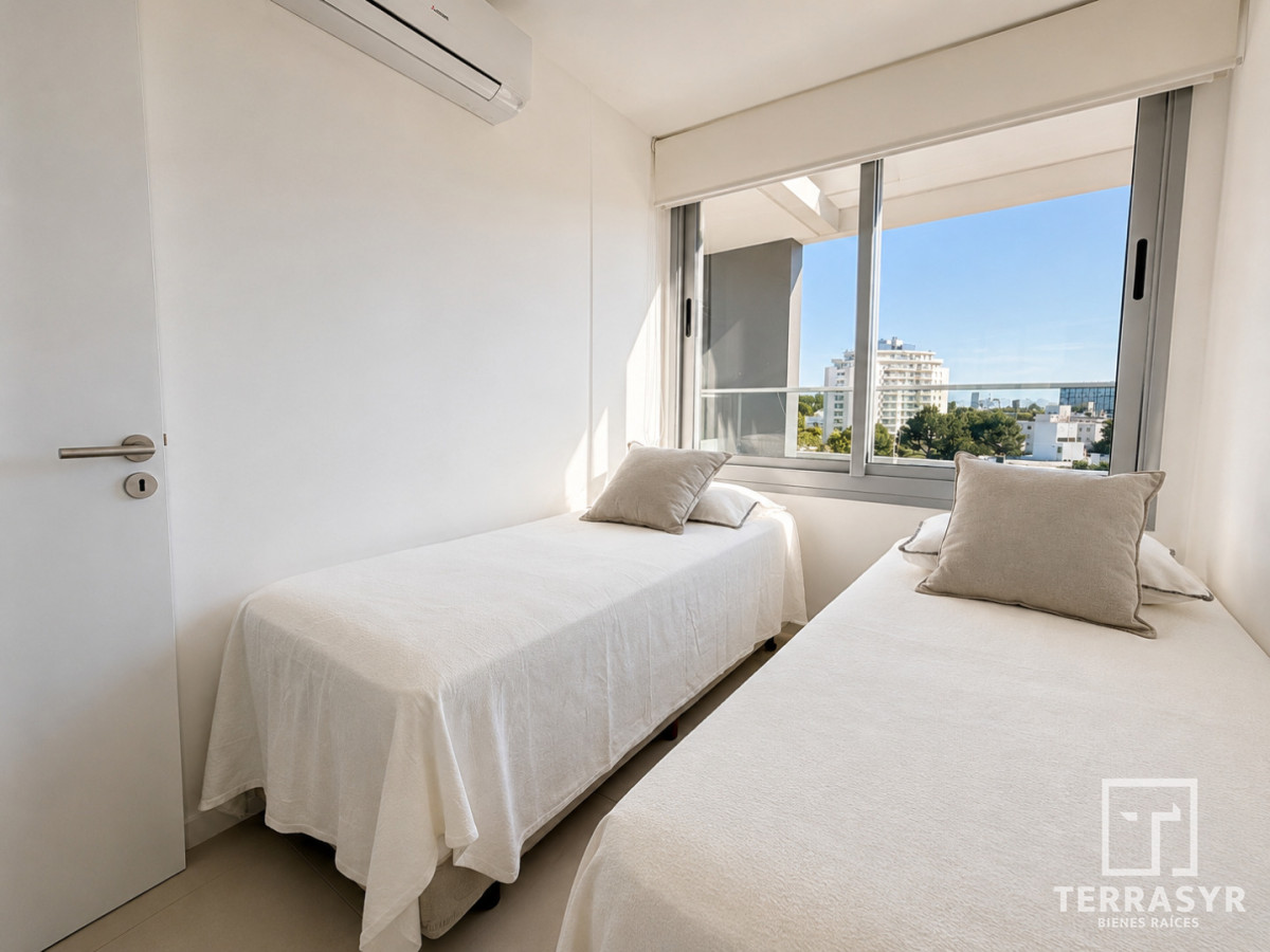 Apartamento ID.1901 - Torre Esmeralda, a 200 metros del mar